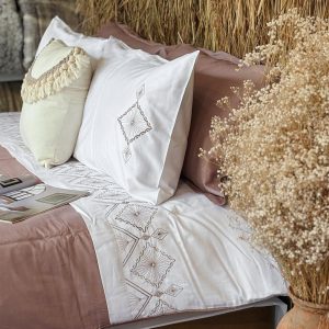 سرويس كاور لحاف تاچ مدل لارا